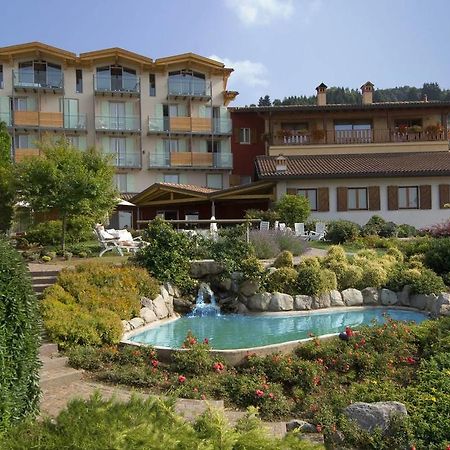 Hotel Miralago Bossico ภายนอก รูปภาพ